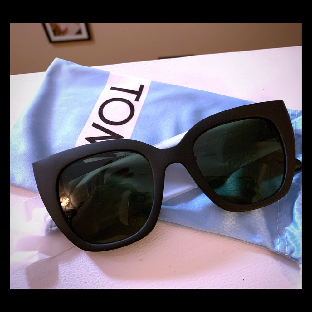 TOMS Sunglasses (Sydney)